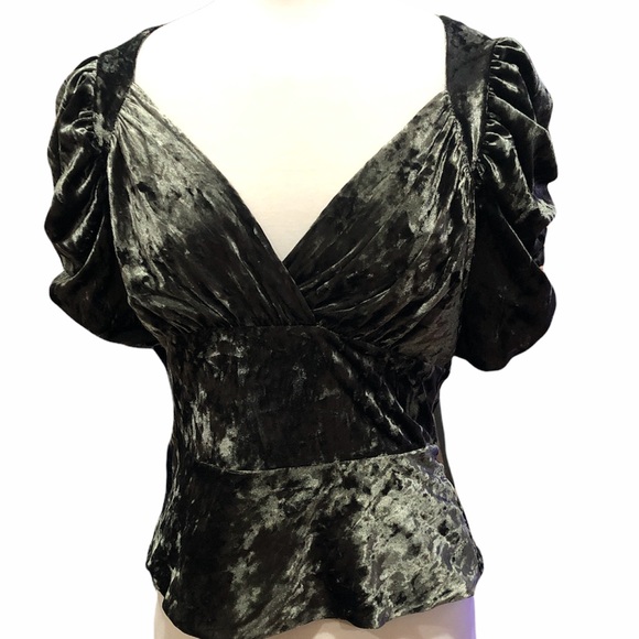 Topshop Tops - Topshop Crushed Velvet Short Sleeve Peplum Top